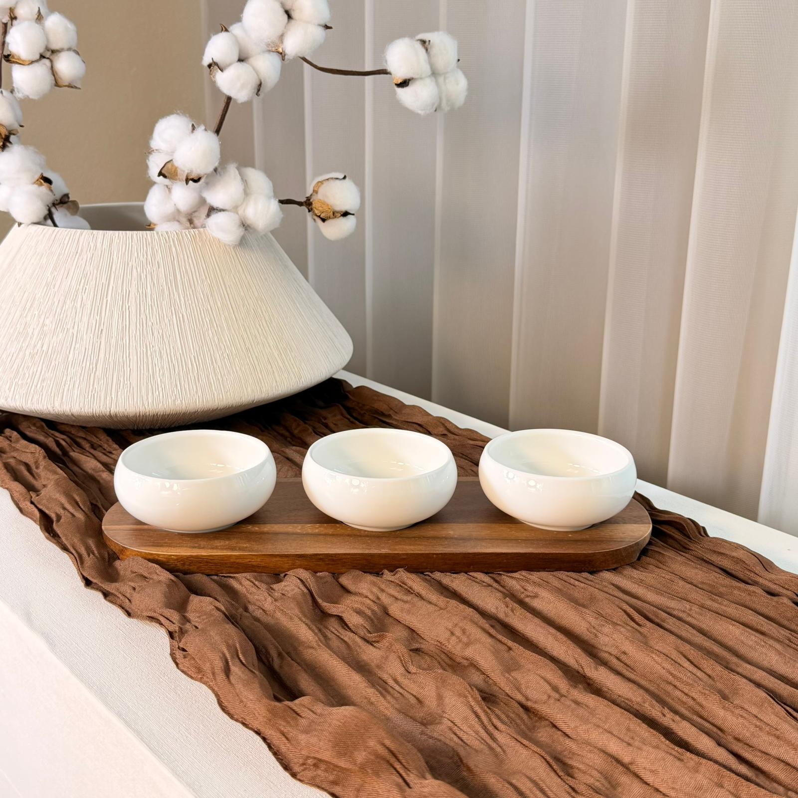 Belicia Schalenset 4-teilig – Porzellan Schalen mit Akazienholz Tablet – HOMEIDEA