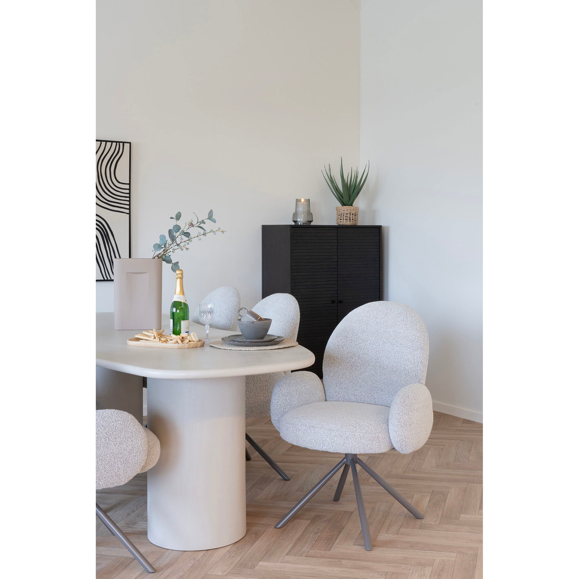 Lana – Esszimmerstuhl, Drehbarer Armlehnstuhl mit Bouclébezug in Sand und grauen Beinen, 65×69×91,5 cm