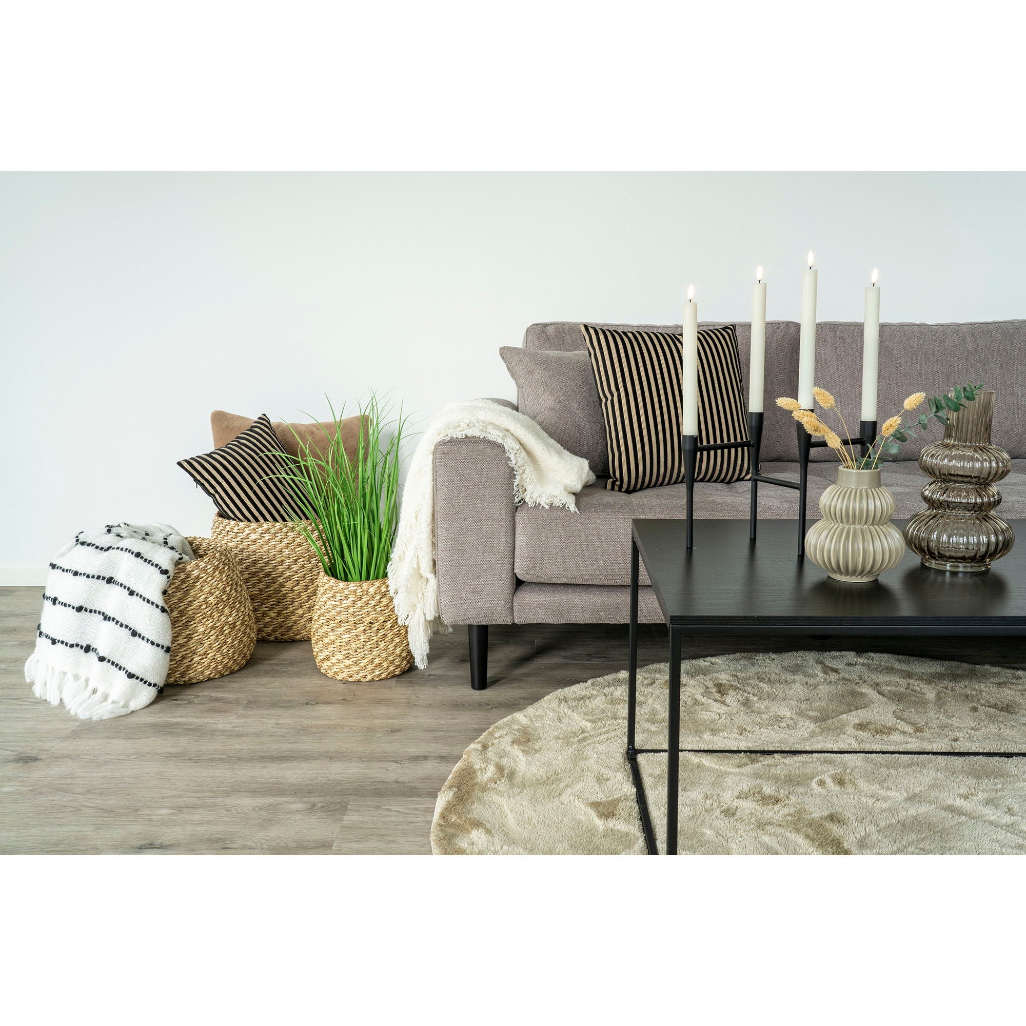 Kerzenhalter, Metall, schwarz, 15×28×21 cm