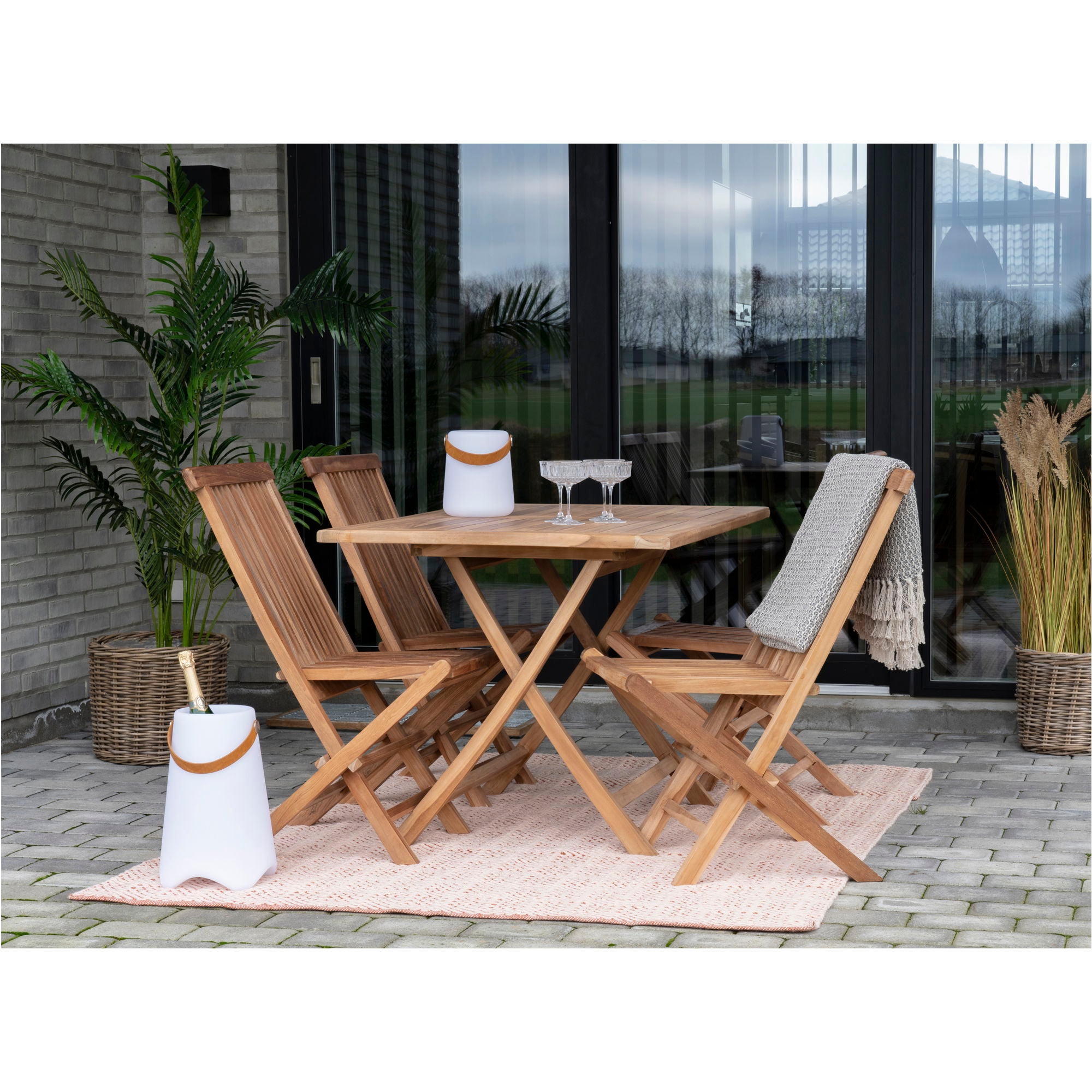 Oviedo Esstisch – 120×80 cm, Teak, natur